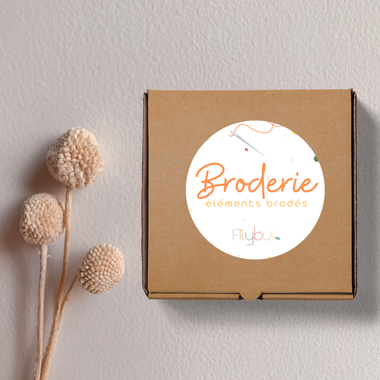 Boîte créative : Broderie - Eléments brodés