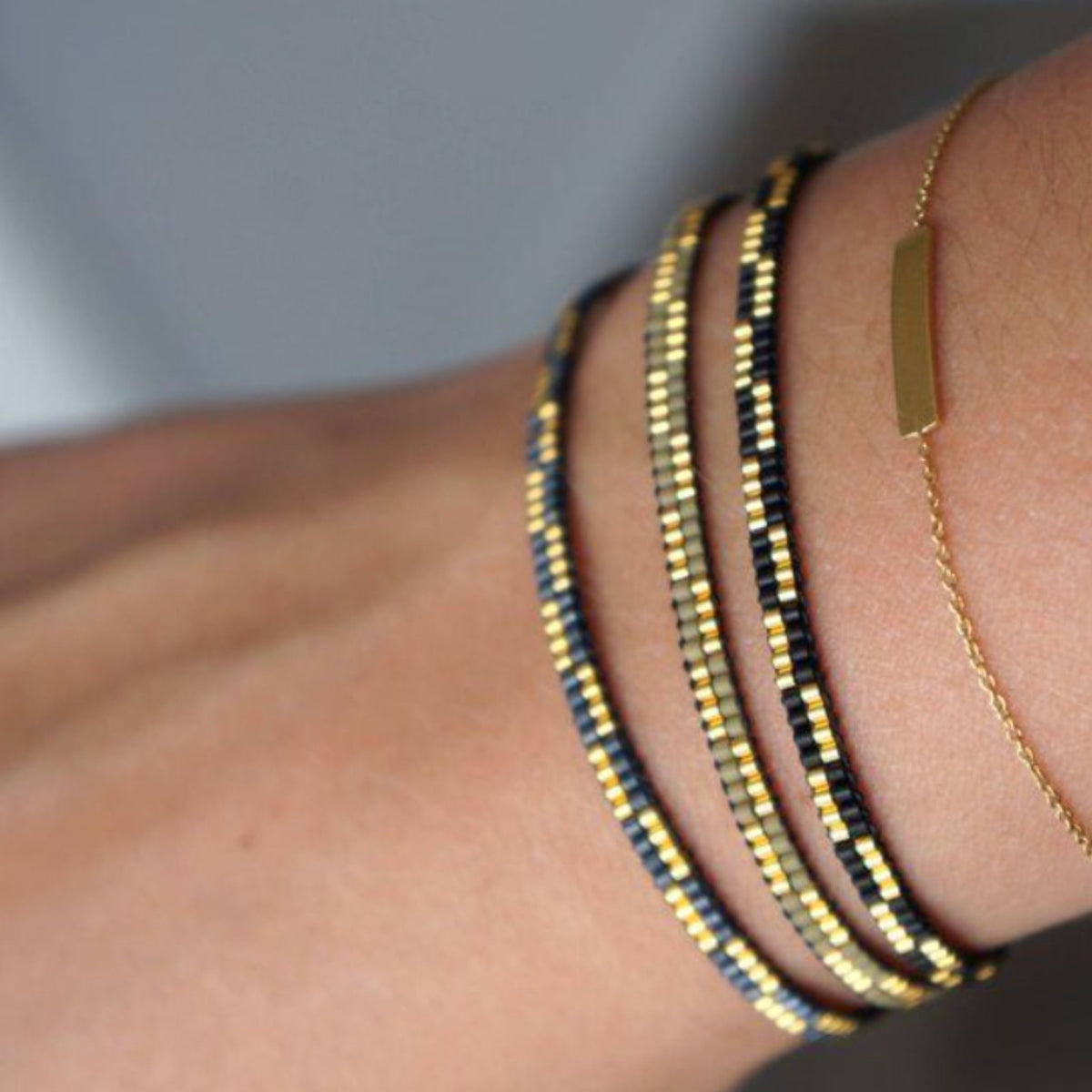 filybul_atelier_tissage_perles_bracelet_fetes_eghezee_visuel
